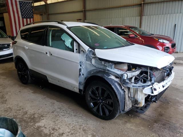  FORD ESCAPE 2019 Белы