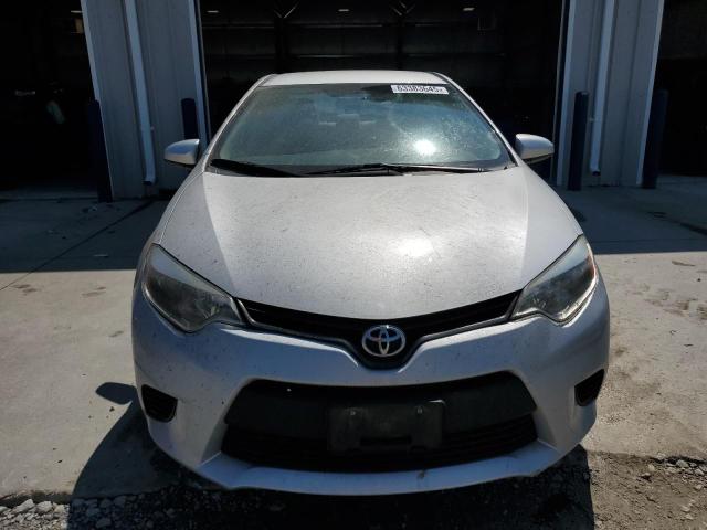  TOYOTA COROLLA 2016 Серебристый