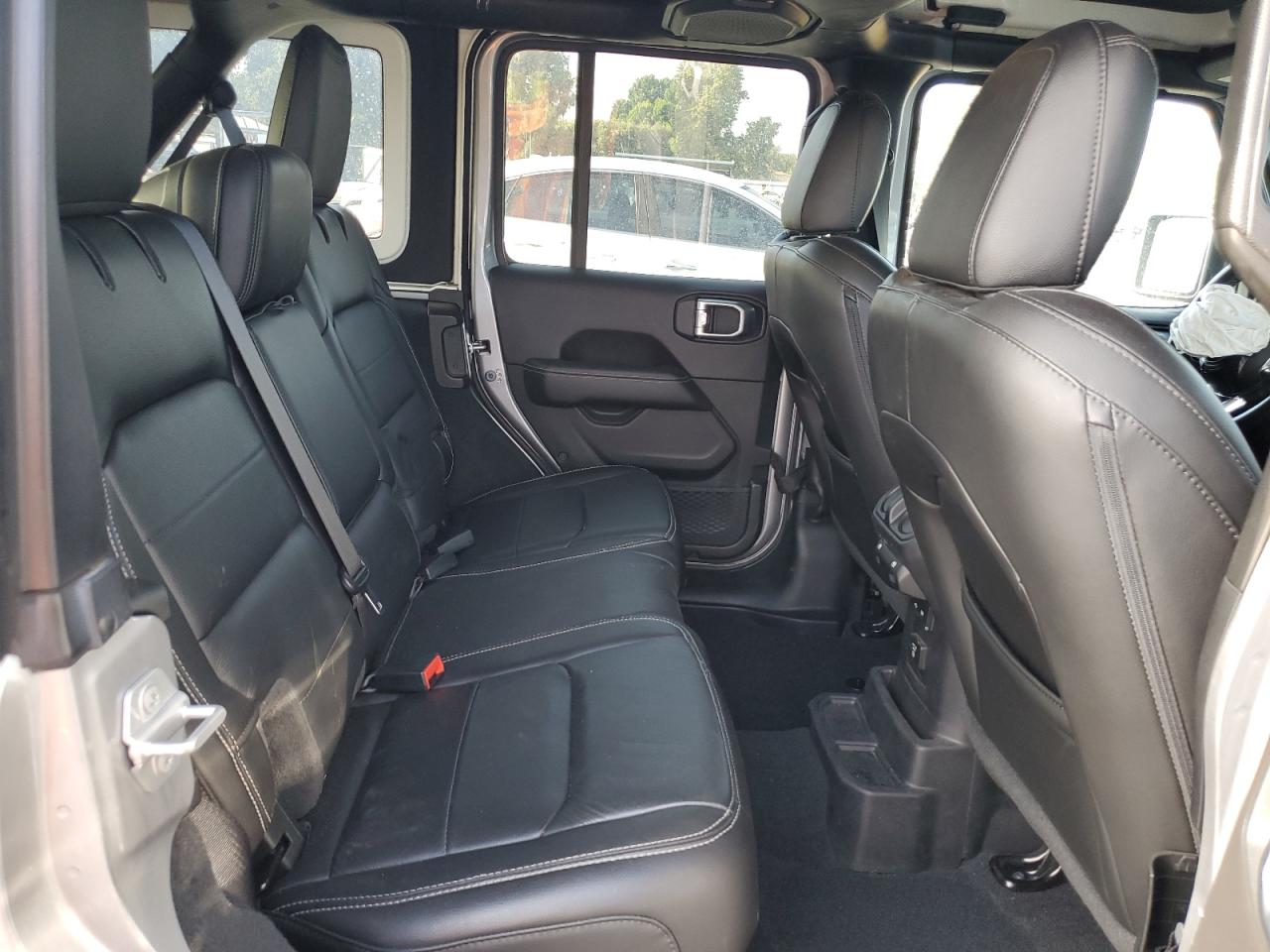 2019 Jeep Wrangler Unlimited Sahara VIN: 1C4HJXEN0KW616942 Lot: 63501755
