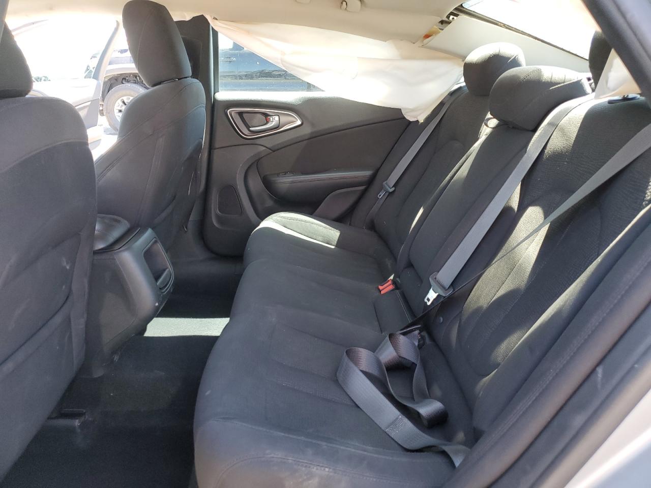 2016 Chrysler 200 Limited VIN: 1C3CCCAB0GN167787 Lot: 65837045