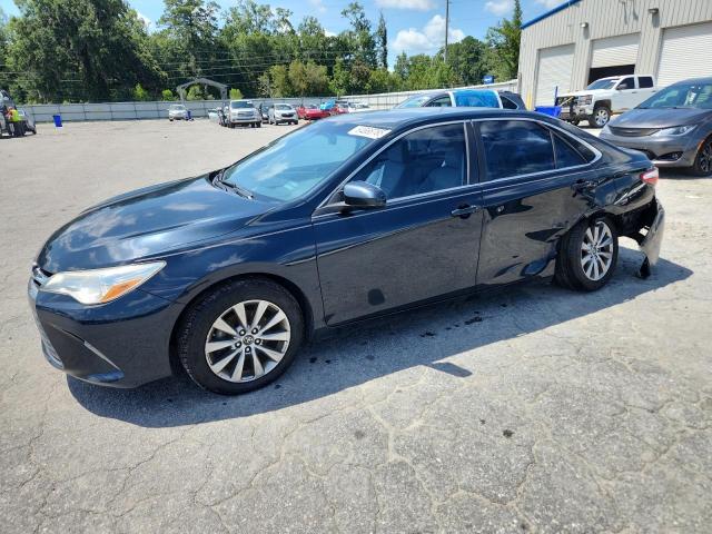  TOYOTA CAMRY 2017 Granatowy