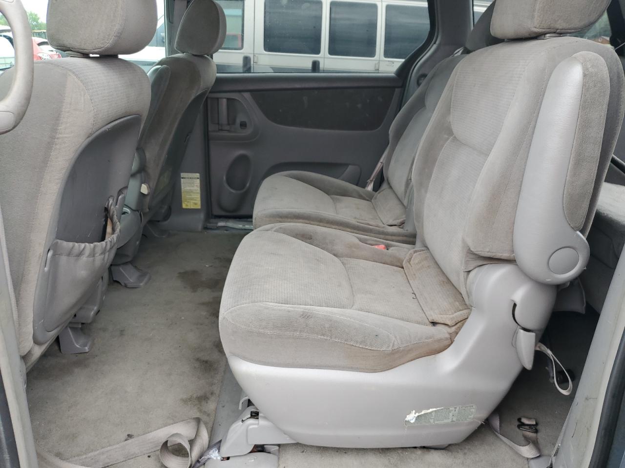 2004 Toyota Sienna Ce VIN: 5TDZA23C34S138267 Lot: 63209115