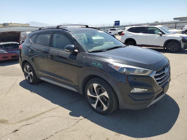  HYUNDAI TUCSON 2018 Czarny