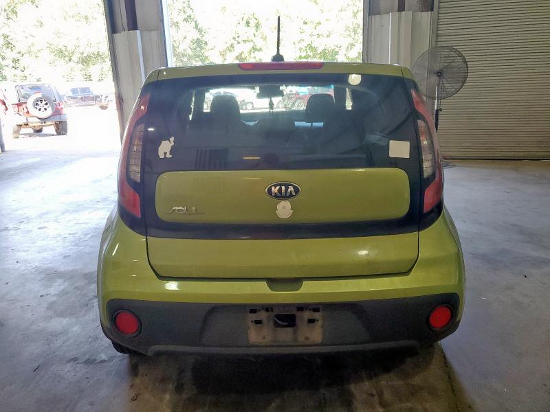  KIA SOUL 2017 Зеленый