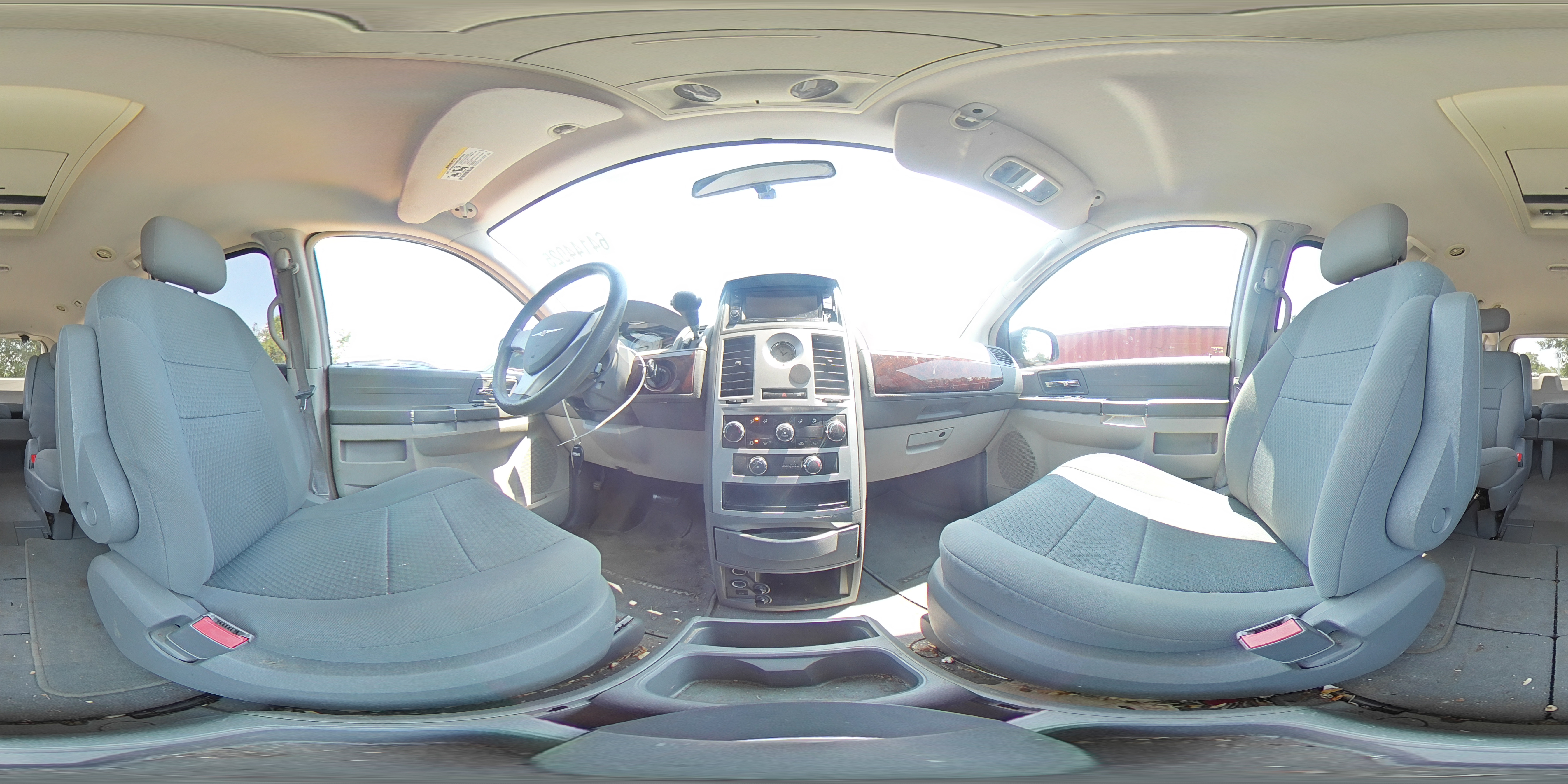 2010 Chrysler Town & Country Lx VIN: 2A4RR2D12AR463996 Lot: 64144025