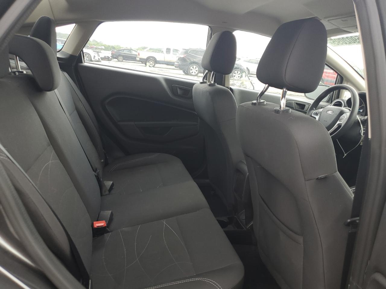 3FADP4BJ3KM151253 2019 Ford Fiesta Se