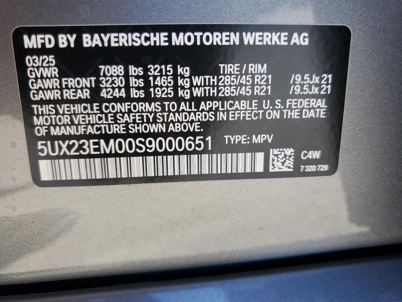 2025 BMW X7 xDrive40I VIN: 5UX23EM00S9000651 Lot: 65623685