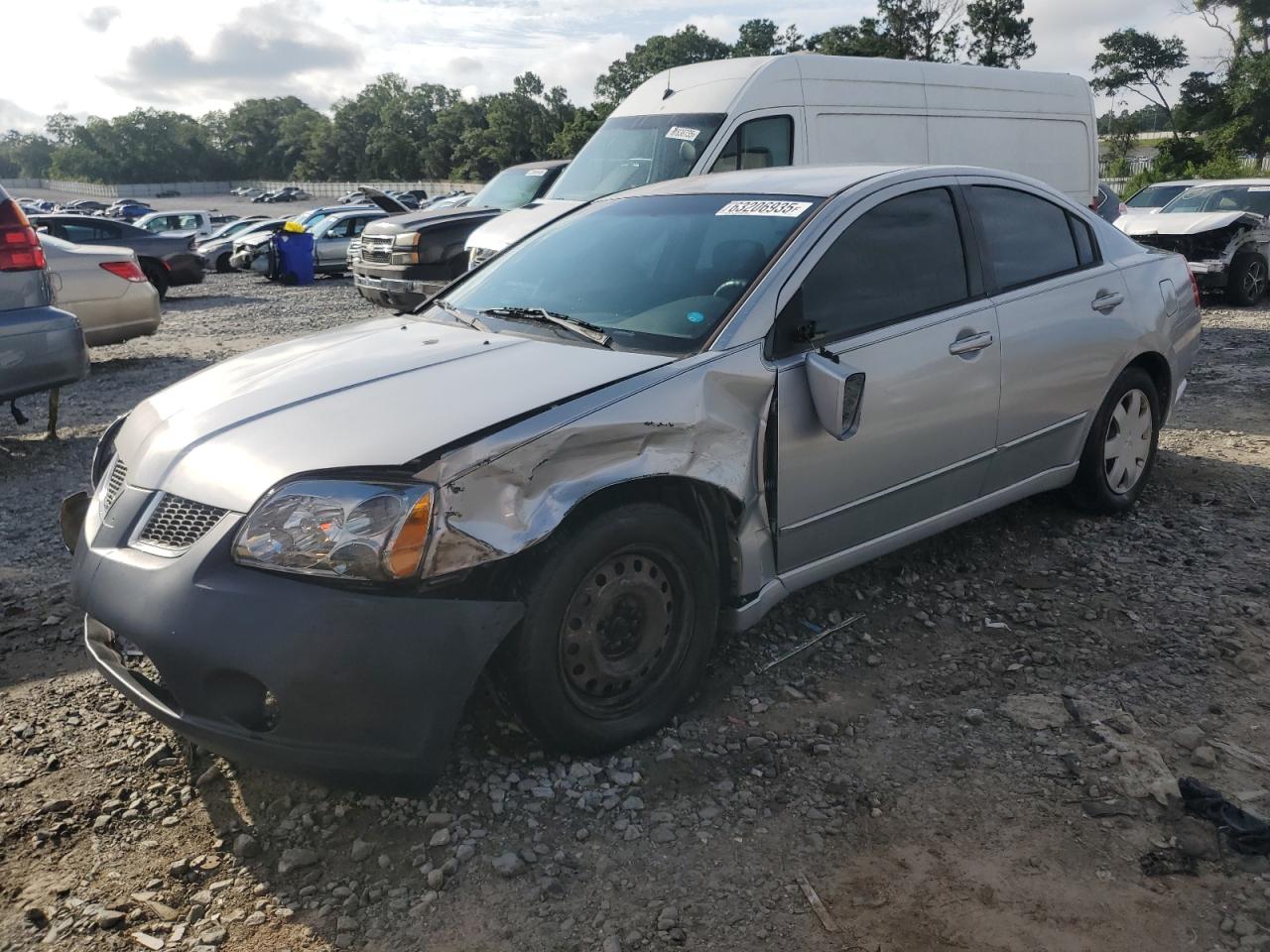 2004 Mitsubishi Galant Es Medium