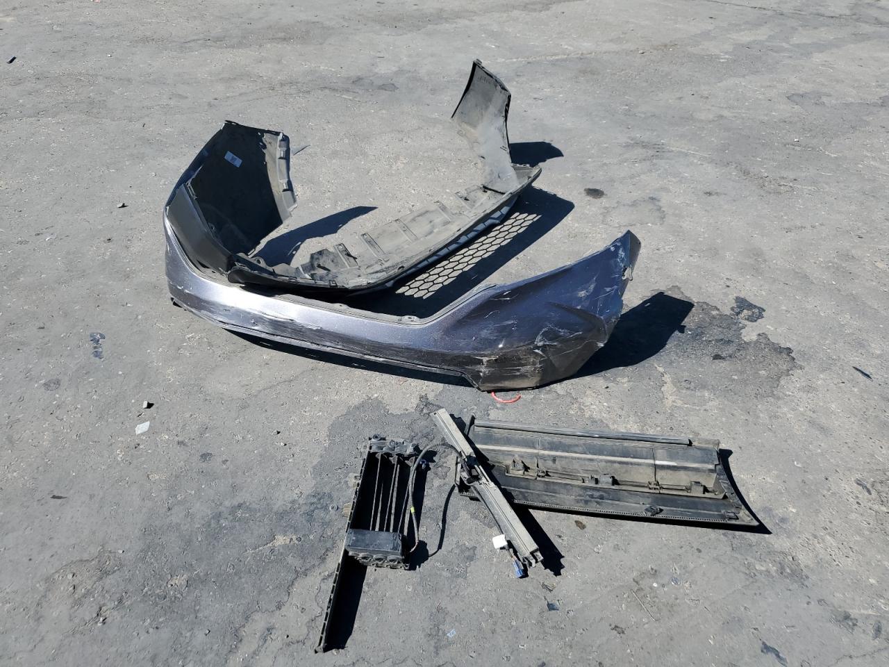 2018 Honda Cr-V Lx VIN: 2HKRW6H37JH202488 Lot: 66878195