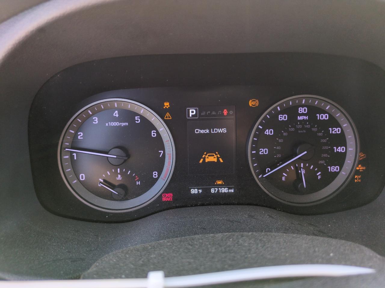 KM8J3CA29JU778008 2018 Hyundai Tucson Value