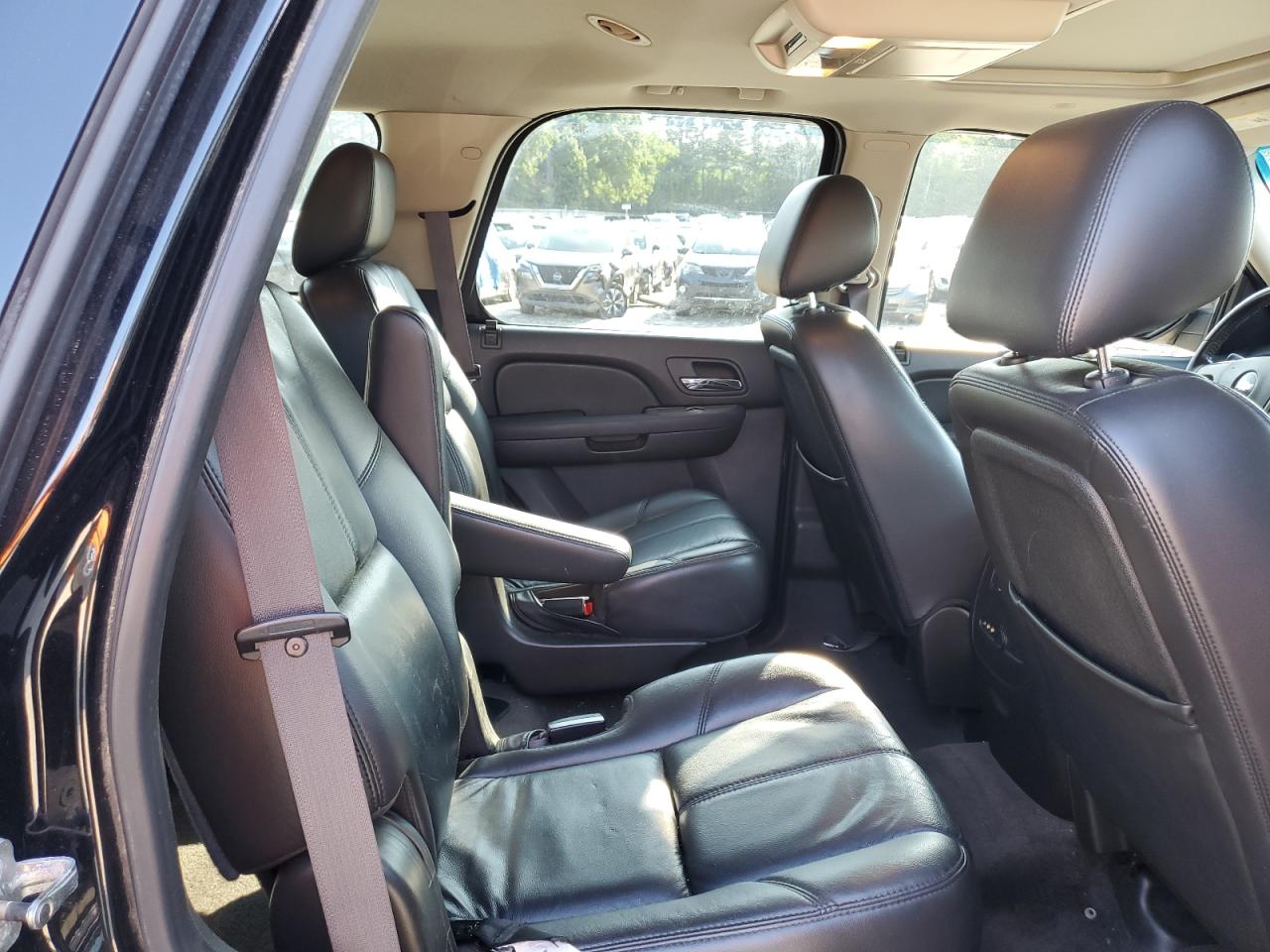 2011 Chevrolet Tahoe K1500 Lt VIN: 1GNSKBE02BR259781 Lot: 65329555