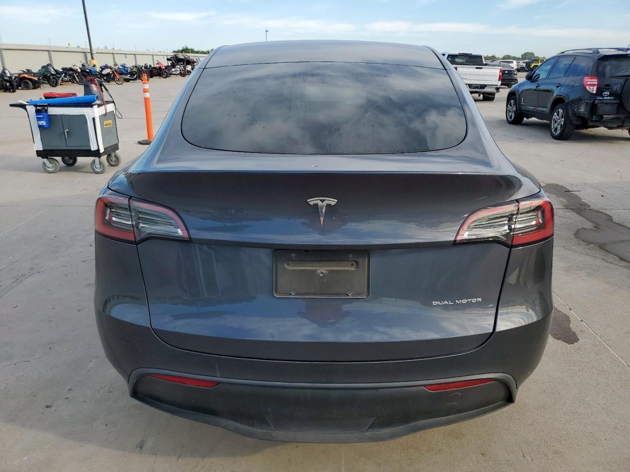 2023 Tesla Model Y VIN: 7SAYGAEE8PF894014 Lot: 65612225
