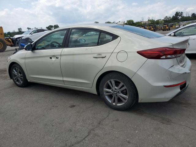  HYUNDAI ELANTRA 2018 Бежевый