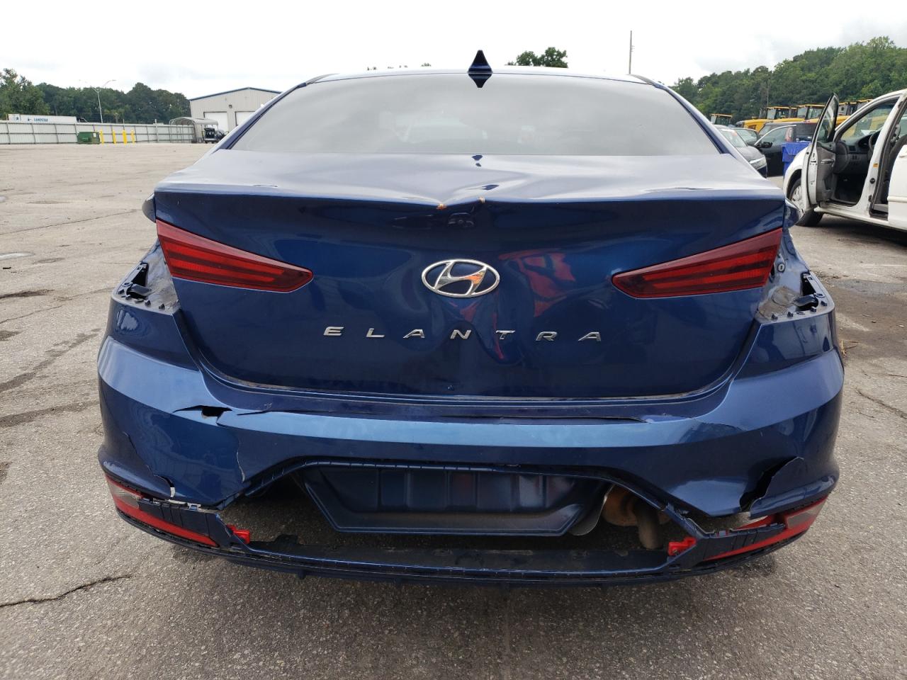 2019 Hyundai Elantra Sel VIN: 5NPD84LFXKH408111 Lot: 62723625