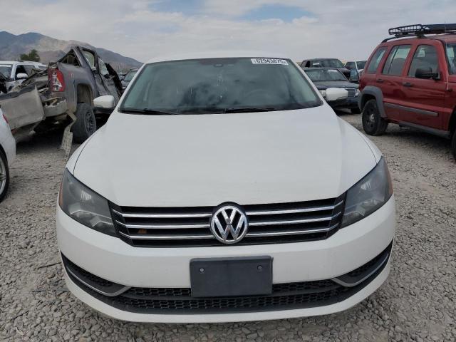 VOLKSWAGEN PASSAT 2014 Biały