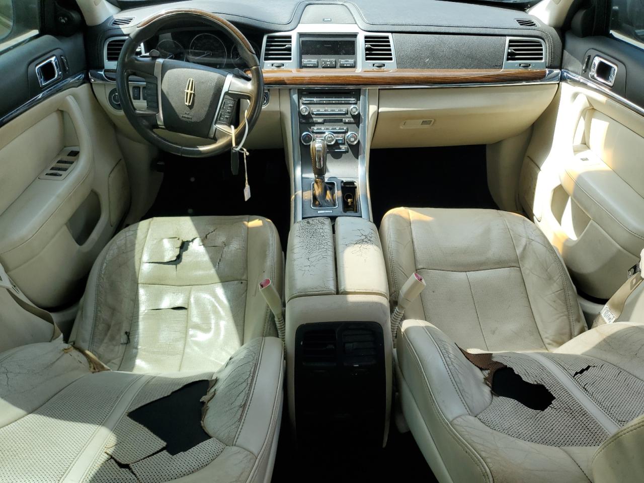 1LNHL9DR5AG613288 2010 Lincoln Mks