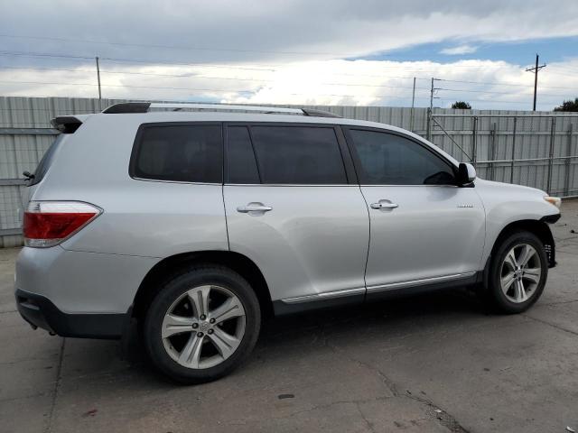  TOYOTA HIGHLANDER 2013 Silver