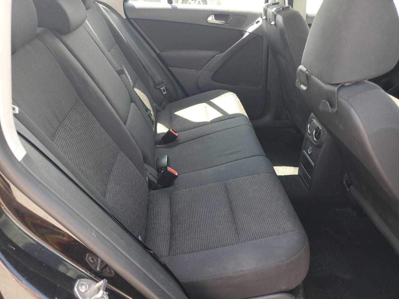 2012 Volkswagen Tiguan S VIN: WVGAV7AX2CW597885 Lot: 64893935