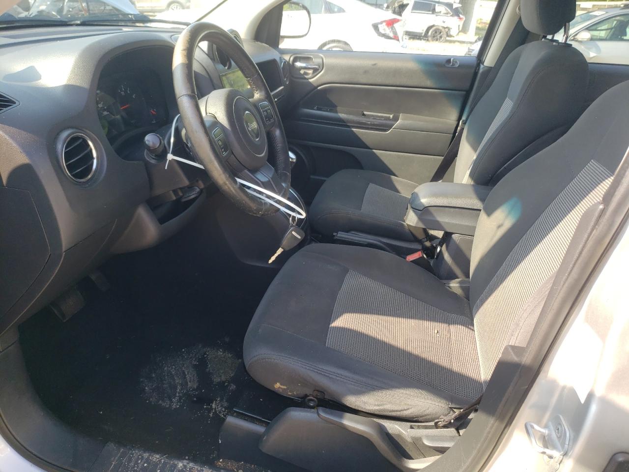 2011 Jeep Compass Sport VIN: 1J4NF1FB2BD135425 Lot: 63449735