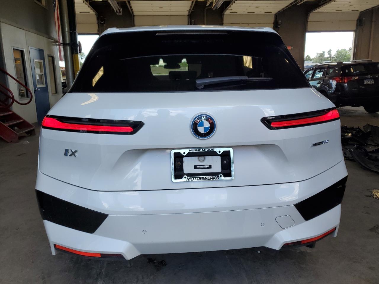 2023 BMW Ix xDrive50 VIN: WB523CF08PCM87980 Lot: 64551755