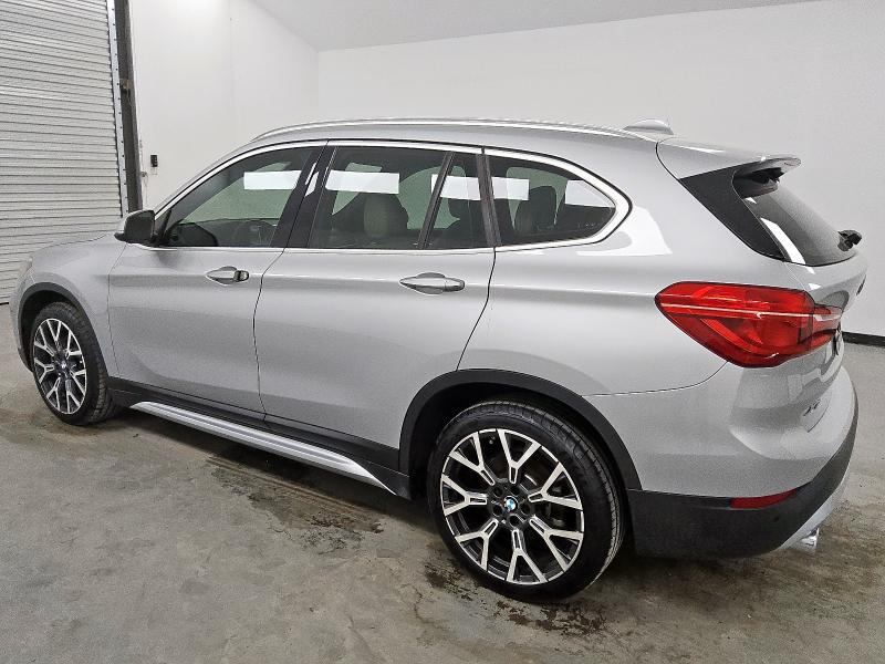  BMW X1 2021 Srebrny