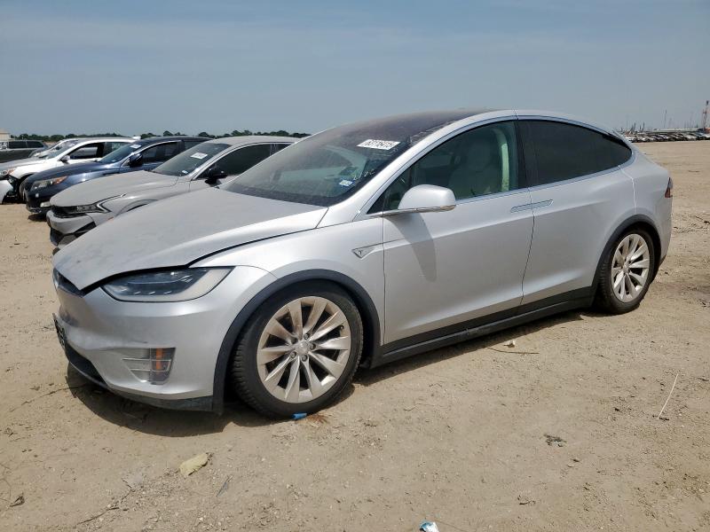Parquets TESLA MODEL X 2016 Srebrny