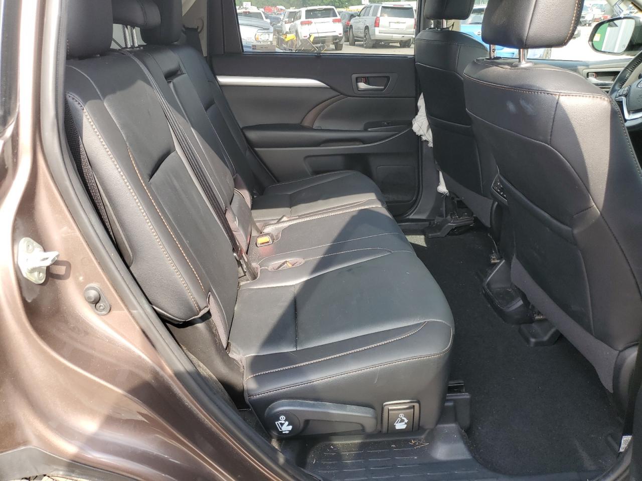 2019 Toyota Highlander Se VIN: 5TDJZRFH4KS718081 Lot: 64657885
