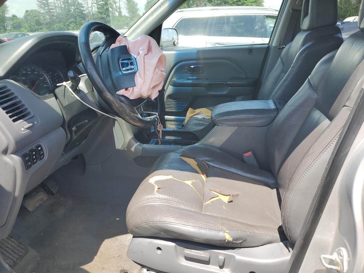 2005 Honda Pilot Exl VIN: 5FNYF18515B012674 Lot: 64058935
