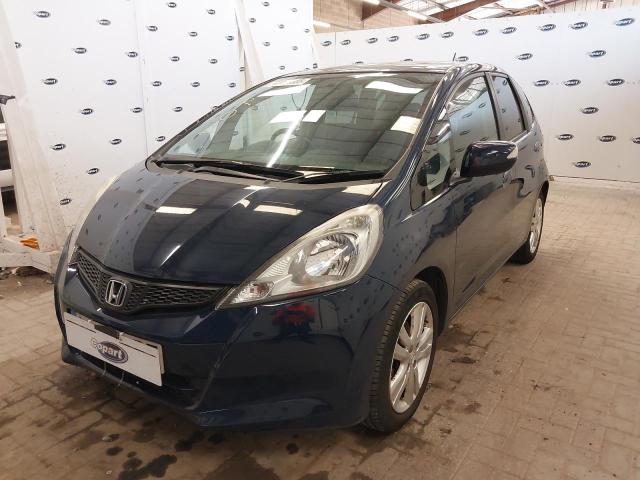 HONDA JAZZ ES + 2014