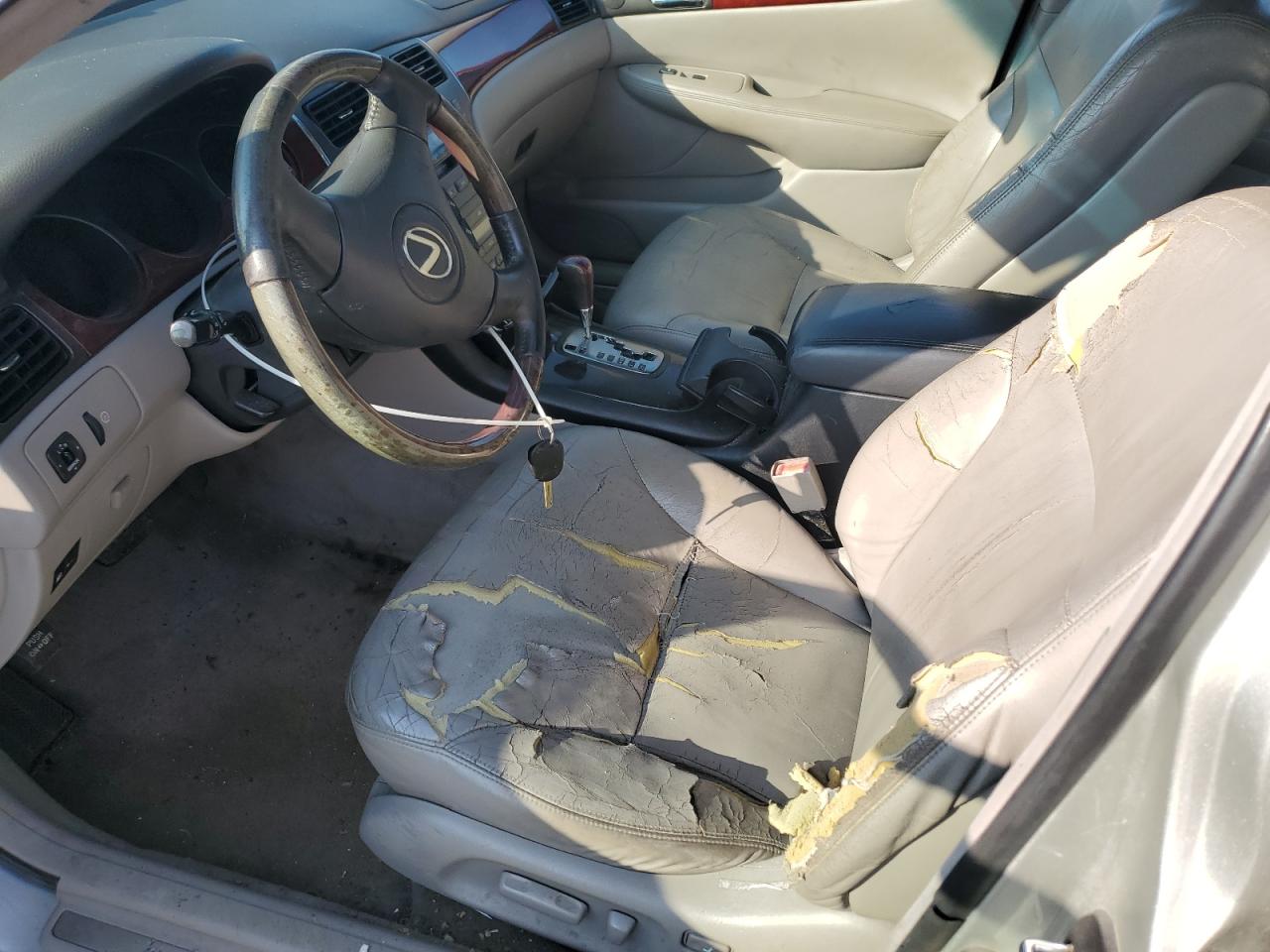 2002 Lexus Es 300 VIN: JTHBF30G220038644 Lot: 66256125