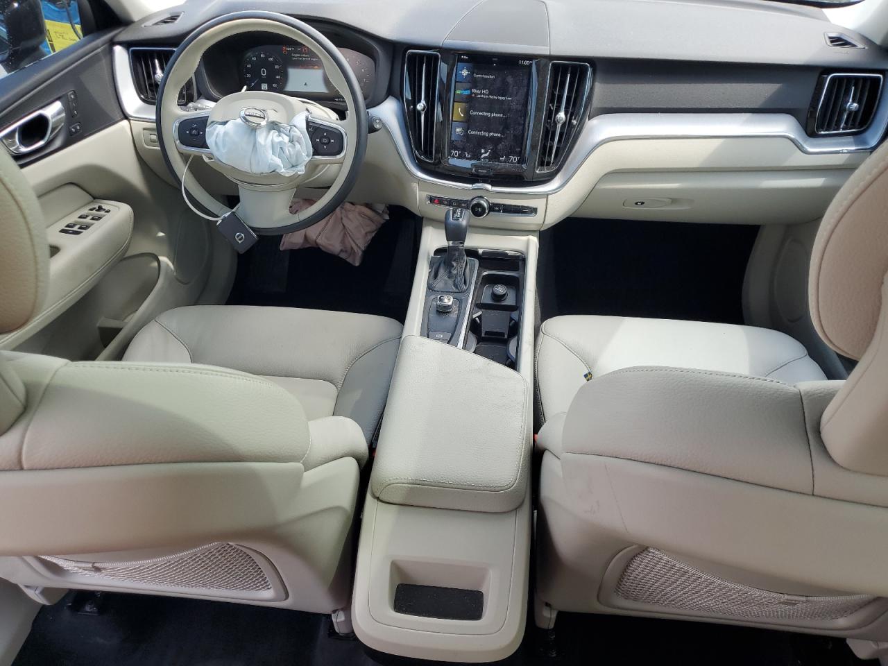 2018 Volvo Xc60 T6 Momentum VIN: YV4A22RKXJ1039105 Lot: 65590055