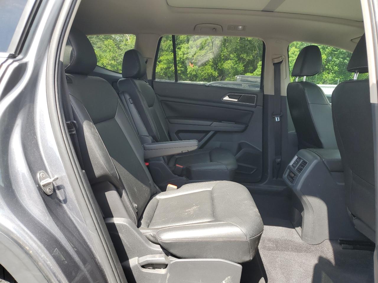 2019 Volkswagen Atlas Se VIN: 1V2YR2CA4KC573881 Lot: 63695935