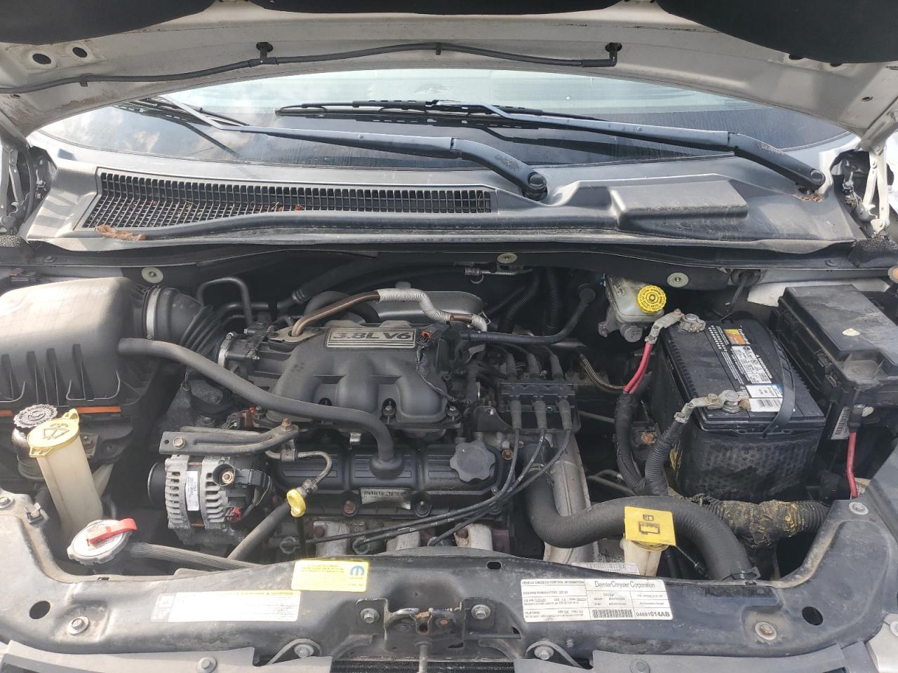 2008 Chrysler Town & Country Touring VIN: 2A8HR54PX8R104065 Lot: 64371985