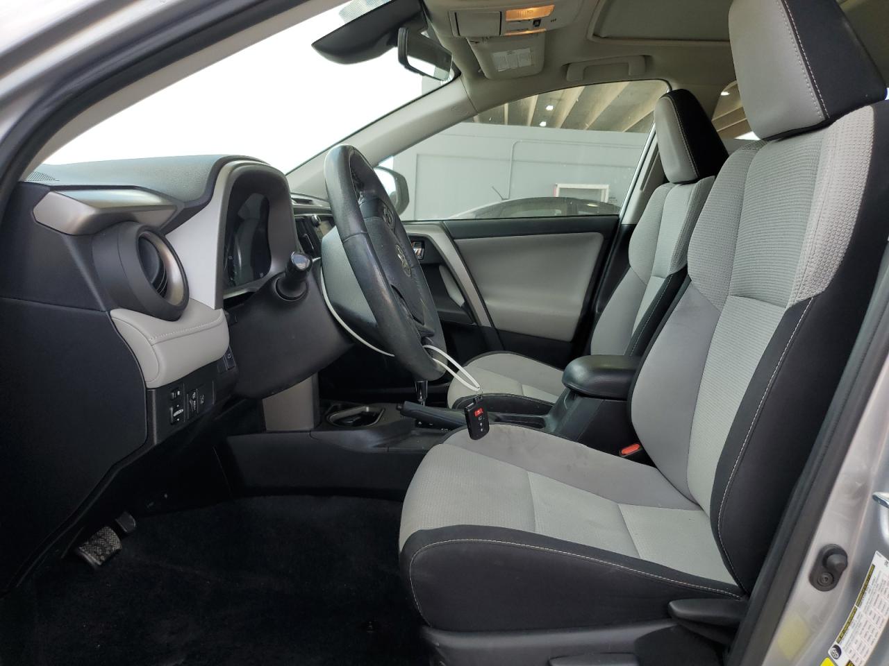 2017 Toyota Rav4 Xle VIN: 2T3WFREV9HW394266 Lot: 66967625