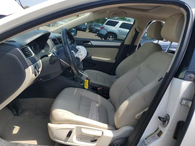  VOLKSWAGEN JETTA 2013 Biały