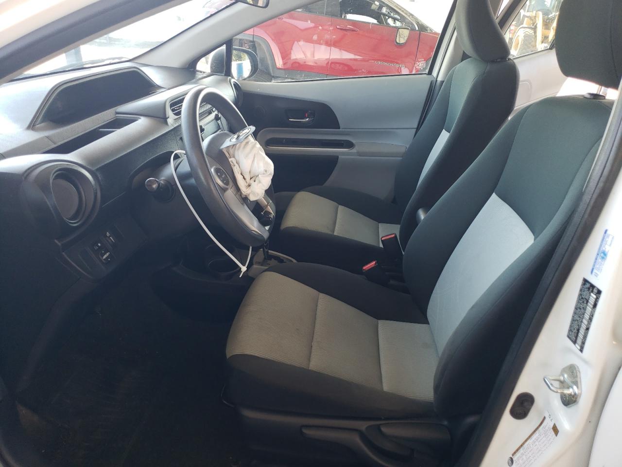 2014 Toyota Prius C VIN: JTDKDTB30E1567235 Lot: 65093525