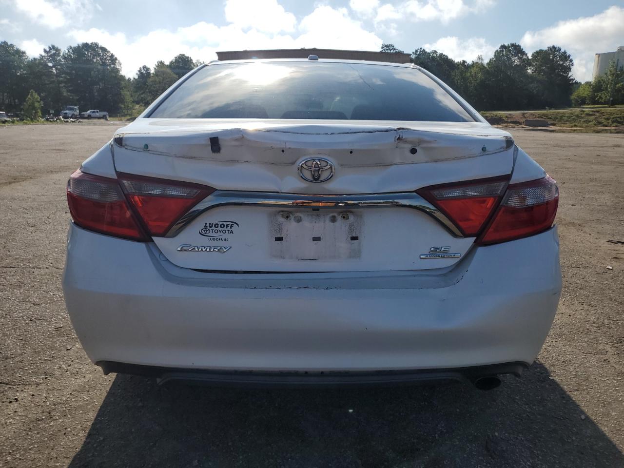 4t1bf1fk8gu155528 4T1BF1FK8GU155528 2016 Toyota Camry Le