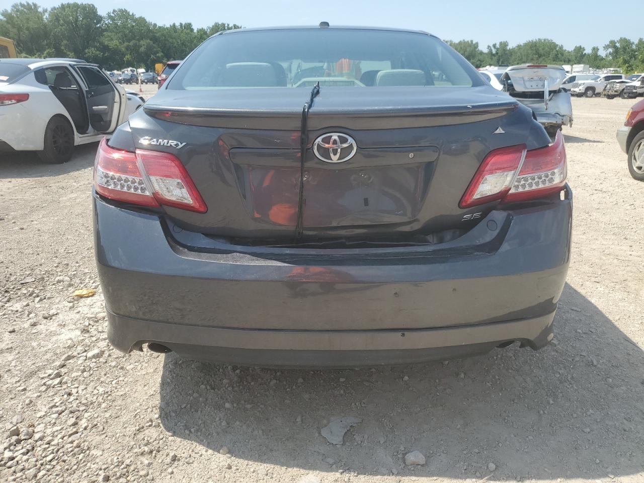 2010 Toyota Camry Base VIN: 4T1BF3EKXAU023147 Lot: 64819575