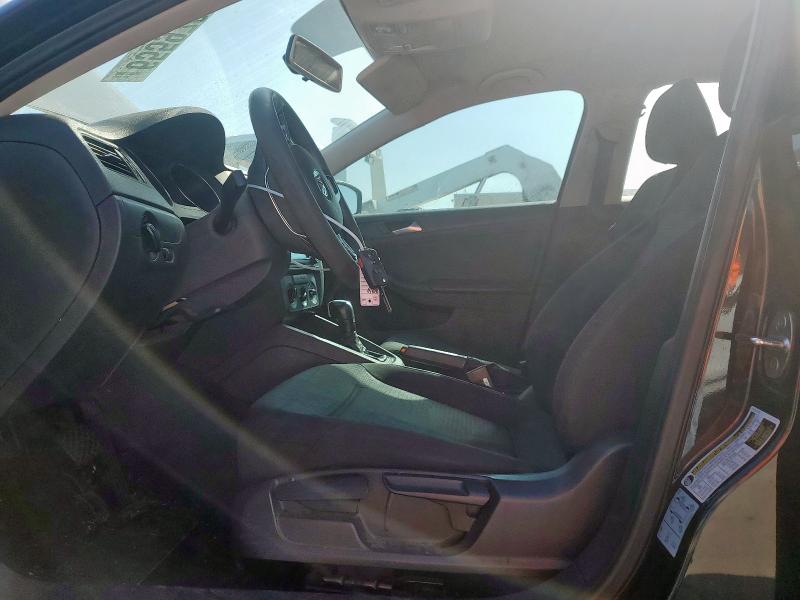  VOLKSWAGEN JETTA 2016 Czarny