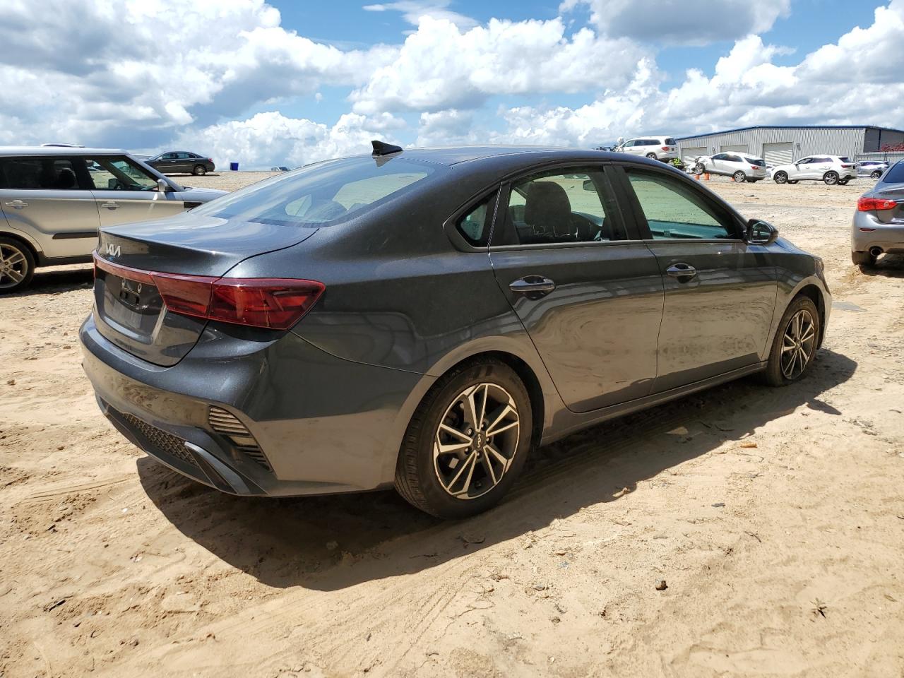 3kpf24adxpe524528 3KPF24ADXPE524528 2023 Kia Forte Lx