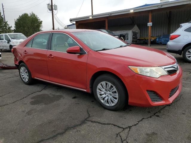Sedans TOYOTA CAMRY 2012 Czerwony