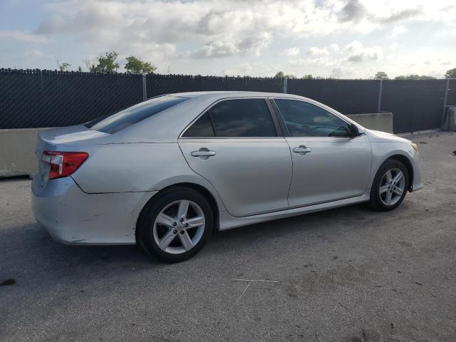 Седаны TOYOTA CAMRY 2014 Серый