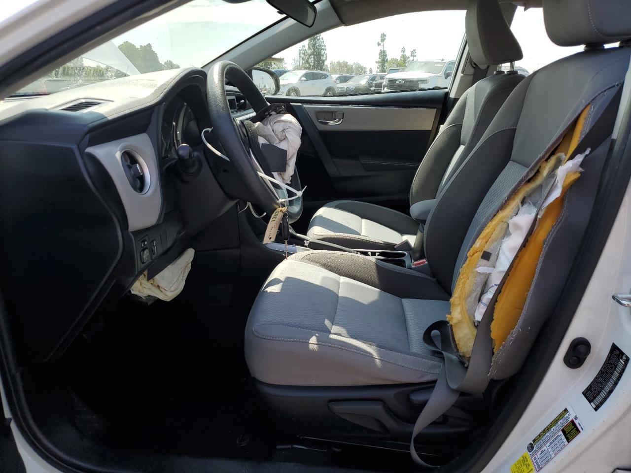 2017 Toyota Corolla L VIN: 5YFBURHE8HP657292 Lot: 65473525