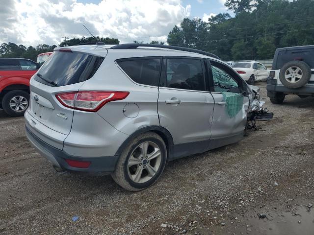  FORD ESCAPE 2015 Srebrny