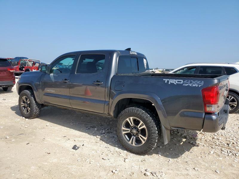 Pickups TOYOTA TACOMA 2017 Szary