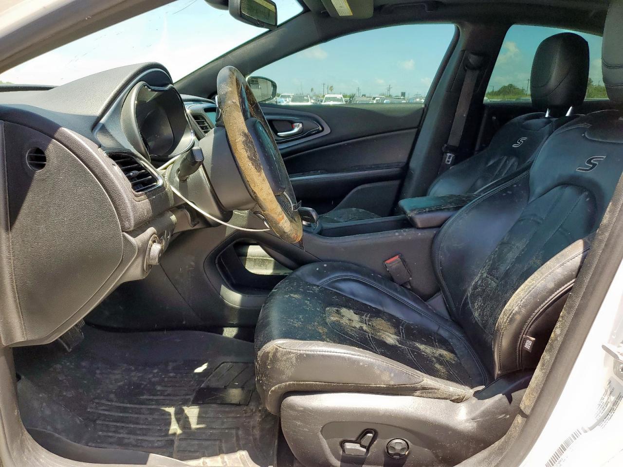 2015 Chrysler 200 S VIN: 1C3CCCDG7FN656418 Lot: 65941885