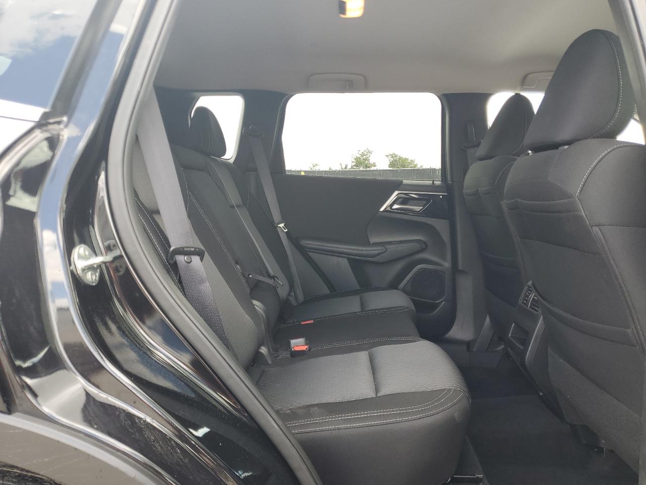 2024 Mitsubishi Outlander Es VIN: JA4J3UA81RZ073338 Lot: 64772225