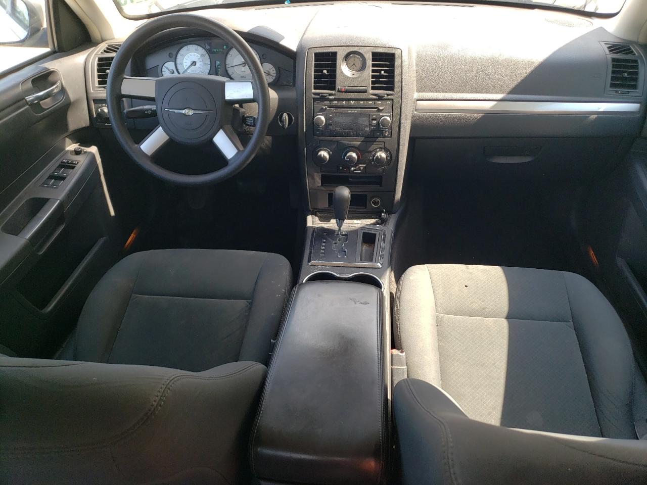 2008 Chrysler 300 Lx VIN: 2C3KA43R88H175602 Lot: 64243715