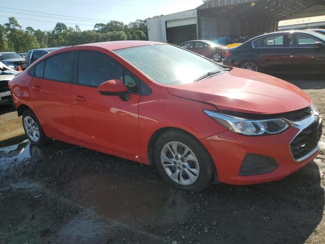  CHEVROLET CRUZE 2019 Czerwony