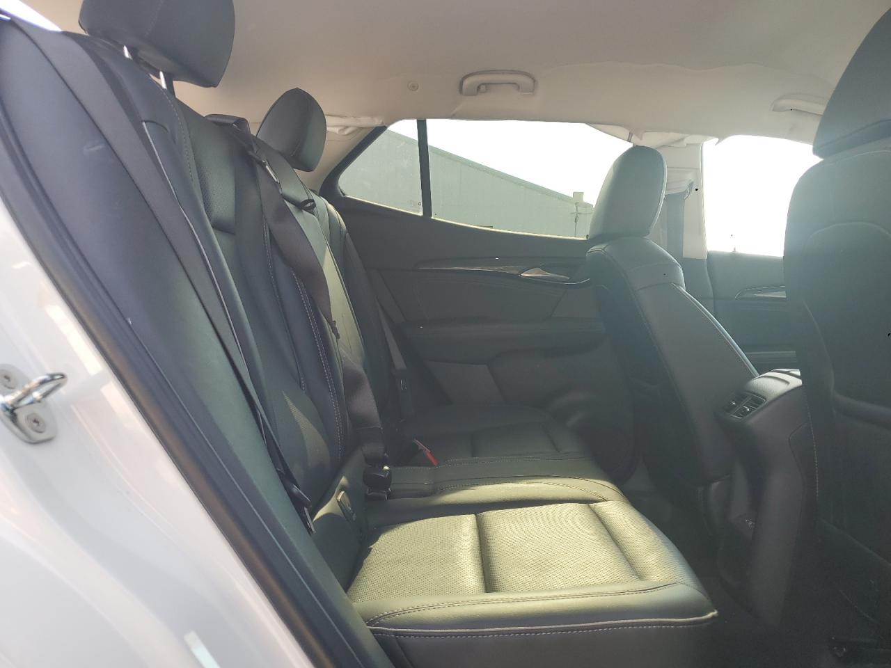 2022 Buick Envision Essence VIN: LRBFZNR42ND028187 Lot: 64190995